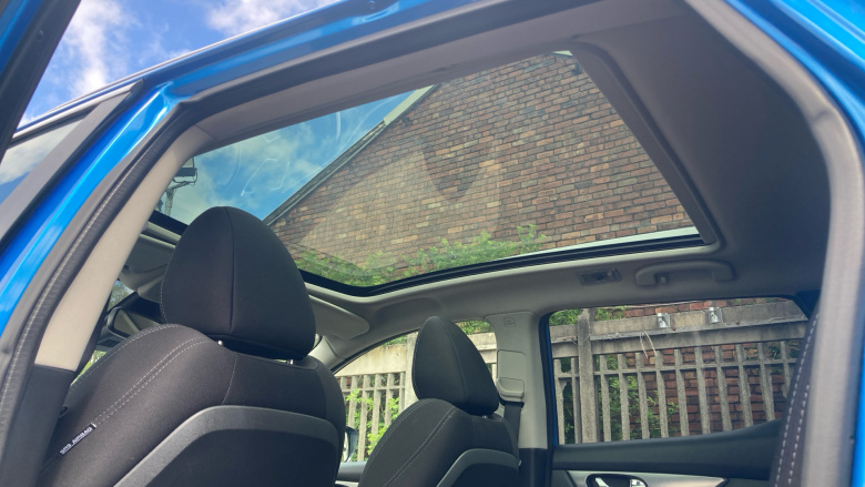 Nissan Qashqai 1.2 DiG-T N-Connecta 5dr Xtronic Petrol Hatchback
